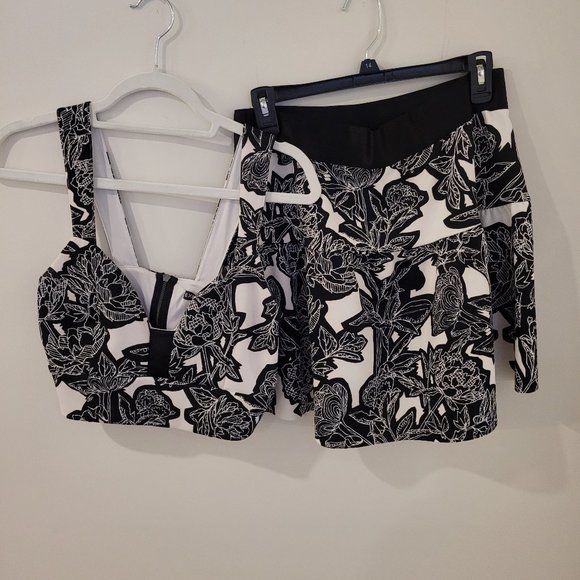 GUESS - Shirt and Skirt - Picture 1 of 3